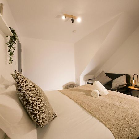 Plenty Of Parking Available; 3 Bedroom Apartment By Property Promise 카디프 외부 사진